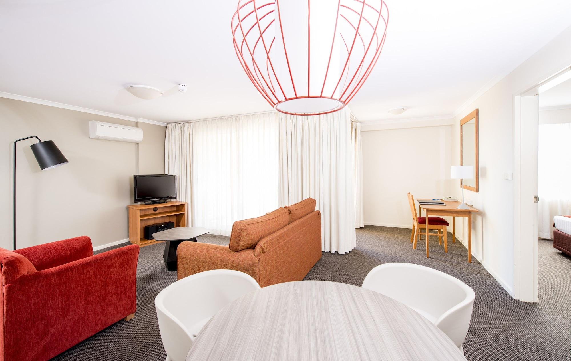 มันตรา ออน นอร์ทบอร์น แคนเบอร์รา Aparthotel ภายนอก รูปภาพ