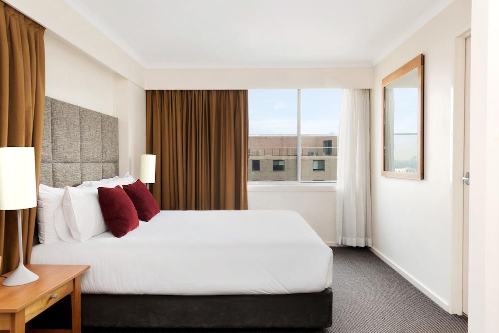 มันตรา ออน นอร์ทบอร์น แคนเบอร์รา Aparthotel ภายนอก รูปภาพ