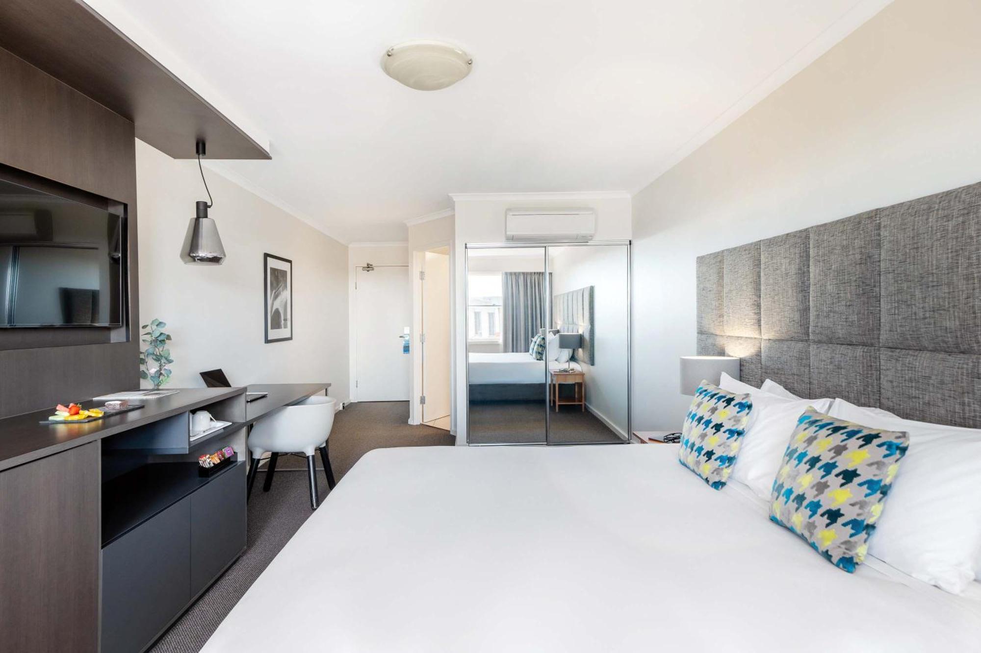 มันตรา ออน นอร์ทบอร์น แคนเบอร์รา Aparthotel ภายนอก รูปภาพ