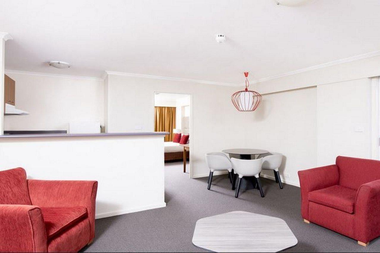มันตรา ออน นอร์ทบอร์น แคนเบอร์รา Aparthotel ภายนอก รูปภาพ